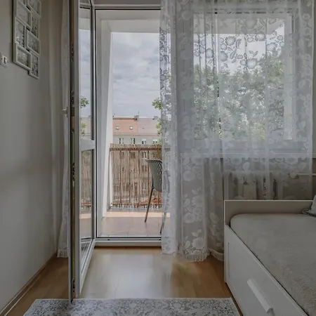 Widok 1 - 300 Metrow Od Rynku, Dwie Sypialnie, Balkon W Sercu Wroclawia, Fair Apartmán
